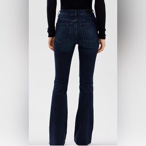 NWOT DL1961 Bridget Boot High Rise
Instasculpt Blue Denim Jeans Size
28